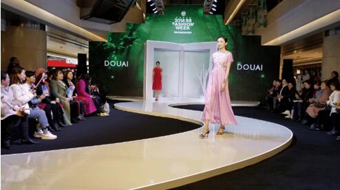 D:\我的文档\WeChat Files\luli9735\Files\0308_1-4.gif