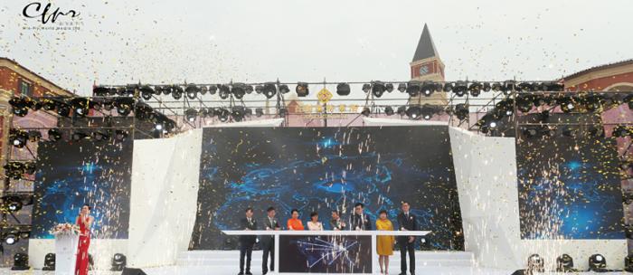 [活动分享]云飞天下助力武汉首创奥莱盛大开业